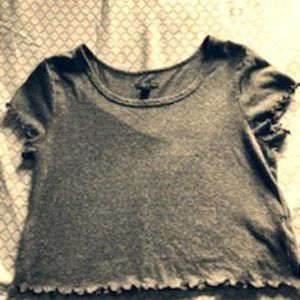 Gray cropped t shirt